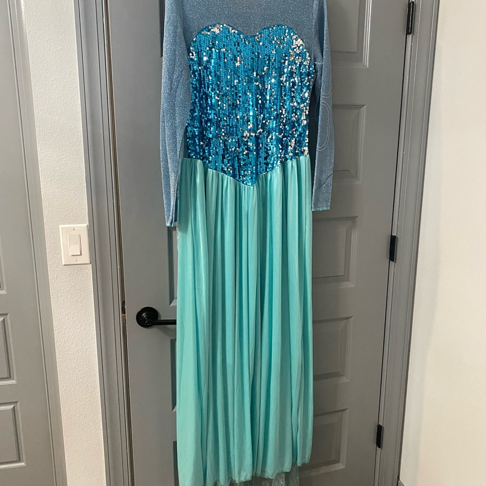 Frozen princess Halloween costume.